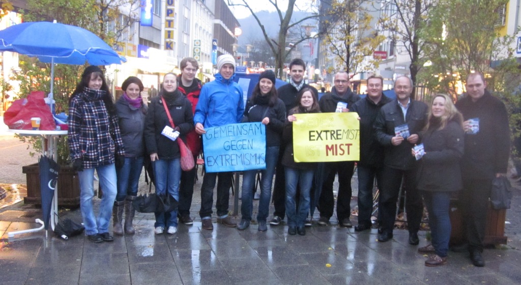 Gemeinsam gegen Extremisten Gemeinsam gegen Extremisten